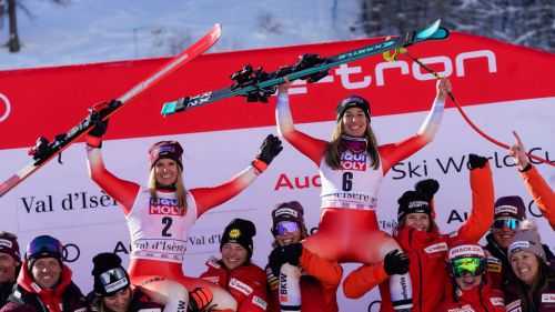 Anche sulla Gran Risa c'è Odermatt davanti, ma