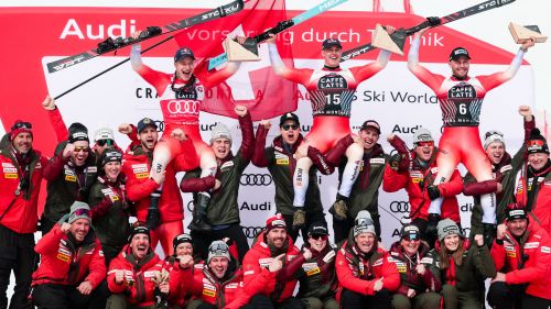 Liensberger sbaglia, la 'night race' di Flachau è di Camille Rast con una rimonta da sogno