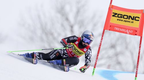 Robinson a tutta, ma che risposta di Scheib: le due stelle del gigante fanno il vuoto nella 1^ manche sulla Flying Mile