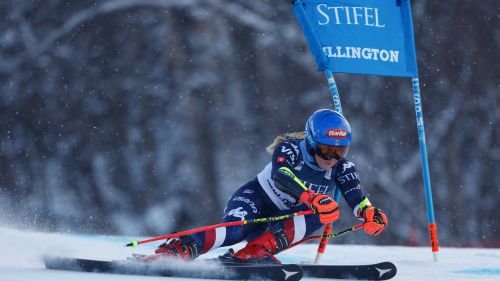 La chiusura a Killington è di un'incantevole Camille Rast: Collomb salva l'Italia