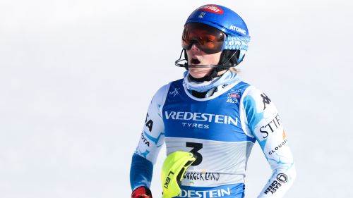 Una splendida campionessa del mondo di slalom: Camille Rast è oro a Saalbach, sul podio