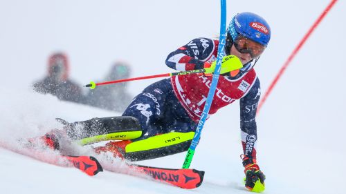 Shiffrin resiste, Are è di nuovo sua battendo le austriache. Rossetti tiene in alto una buona Italia