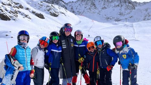 Sofia Goggia, allenamento a Cervinia si, ma in Mountain bike!