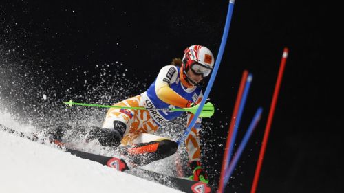 Shiffrin, la regina sei sempre tu: Mikaela fa tris in slalom, Vlhova battuta anche a Courchevel