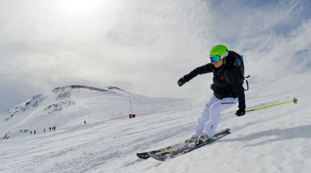 Lena Attorresi al test di Dynastar Legend X106 Konect (2019)